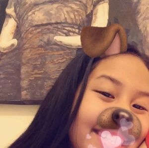 Meet your Posher, Camille